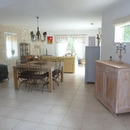 Entre Vignes Et Garrigues A 4km Du Mas De So Βίλα *