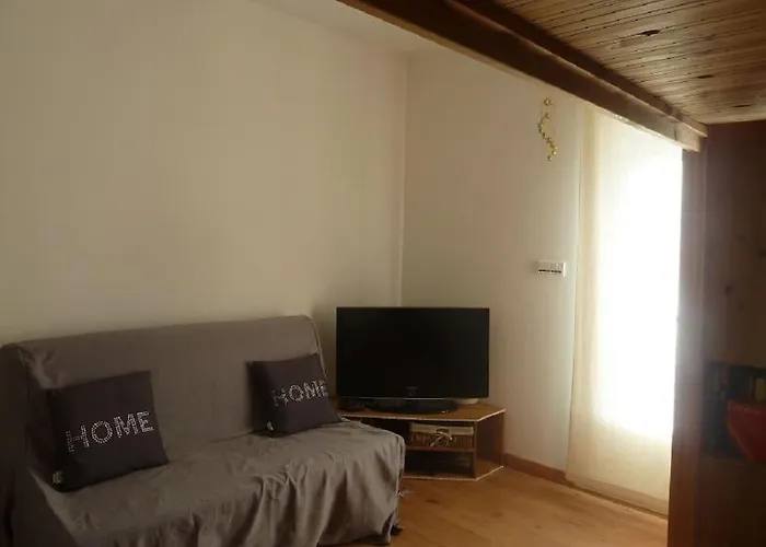 Entre Vignes Et Garrigues A 4km Du Mas De So Laudun